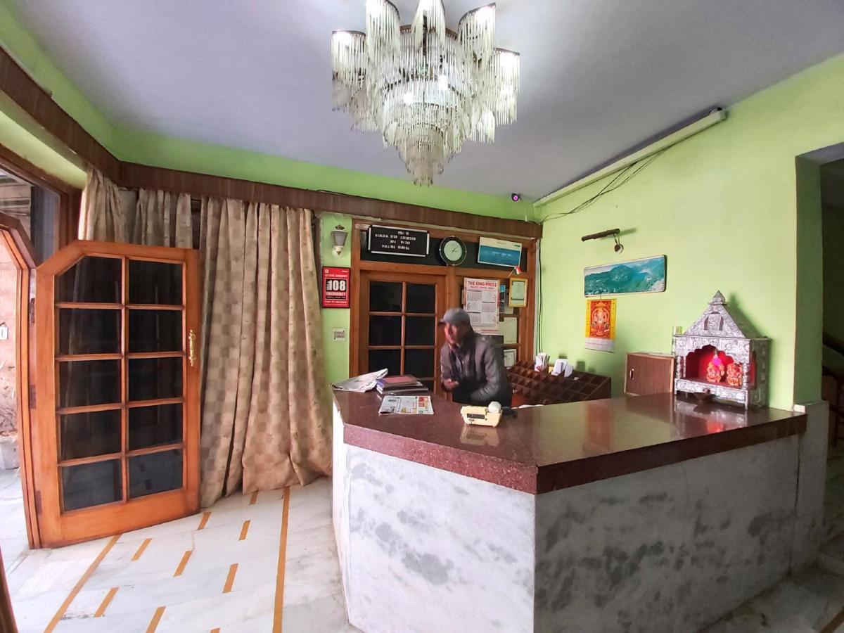 Hotel Radhe Continental Нейнитал Екстериор снимка