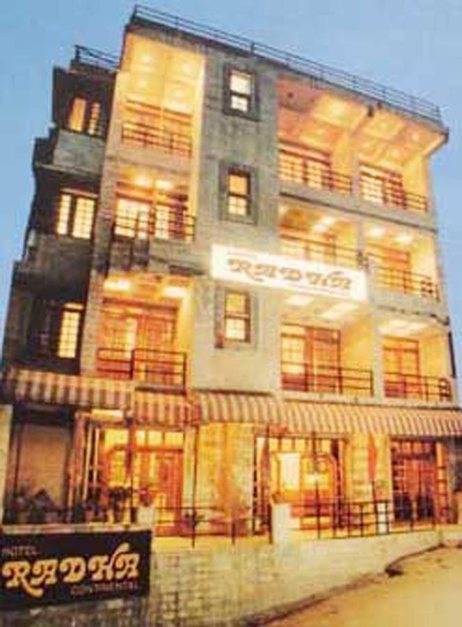 Hotel Radhe Continental Нейнитал Екстериор снимка